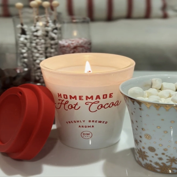 DW Home Homemade Scented Candle Hot Cocoa Freshly Brewed Aroma - Picture 2 of 7